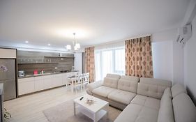 Iannis Home - Rbk Residence